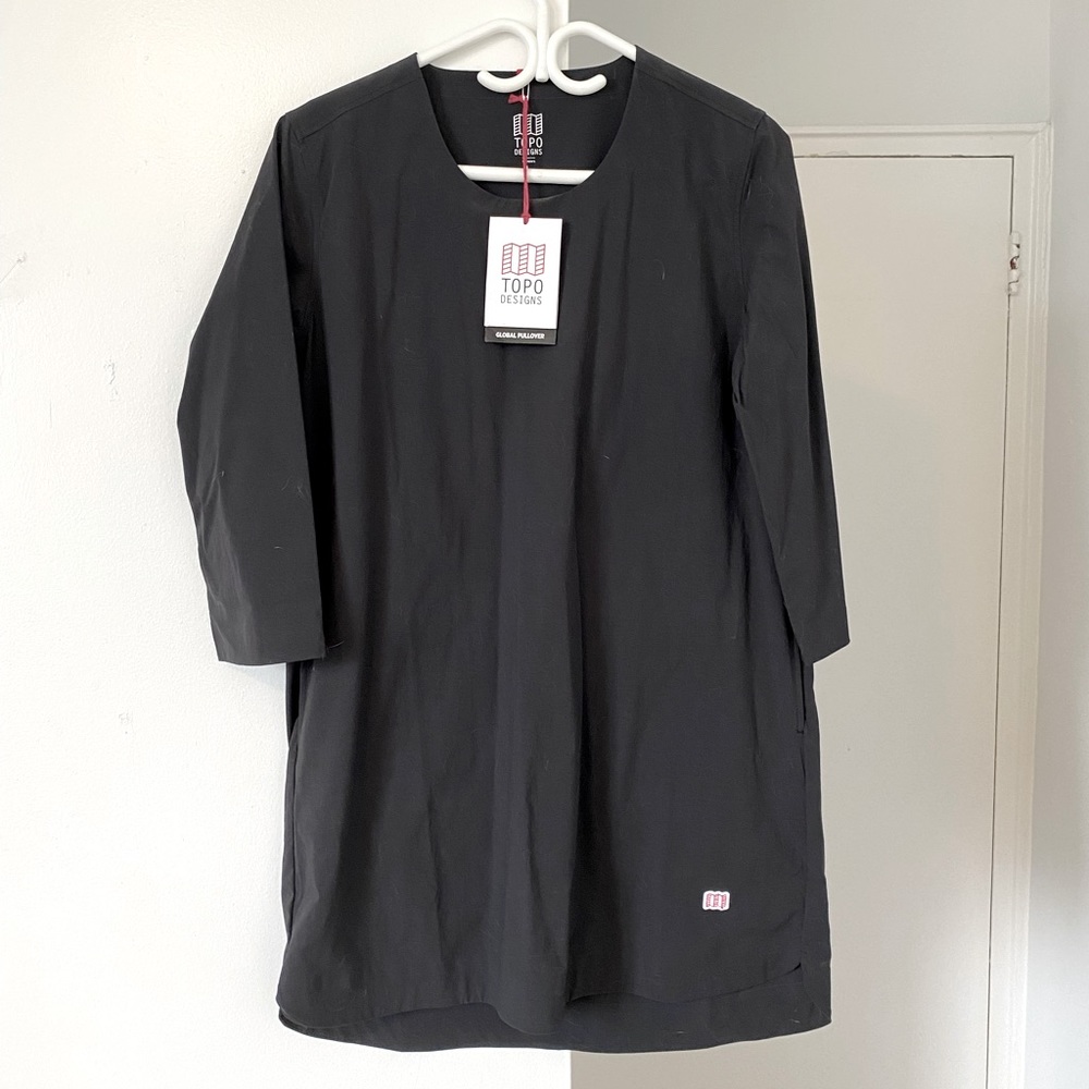 Topo designs global pullover - Size large, bnwt